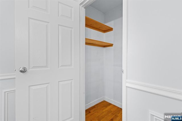 4D Lakeview 4D, Leonia, NJ 07605