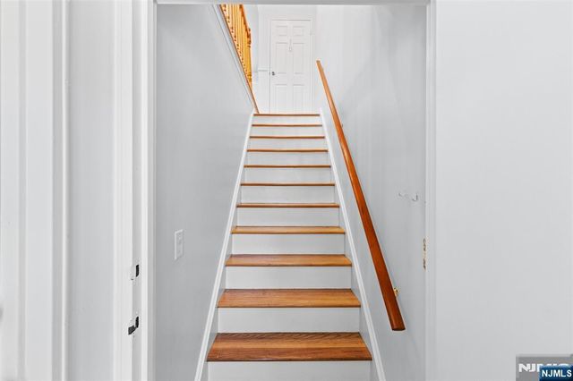 4D Lakeview 4D, Leonia, NJ 07605