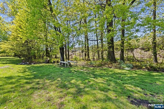 4D Lakeview 4D, Leonia, NJ 07605
