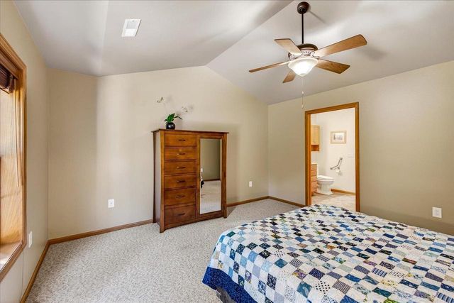 72 Northlight Way, Fitchburg, WI 53711