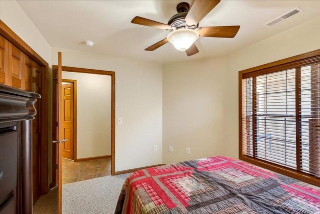 72 Northlight Way, Fitchburg, WI 53711