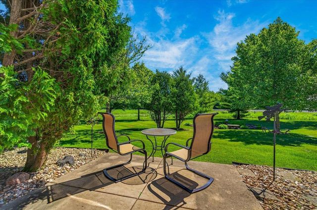 72 Northlight Way, Fitchburg, WI 53711