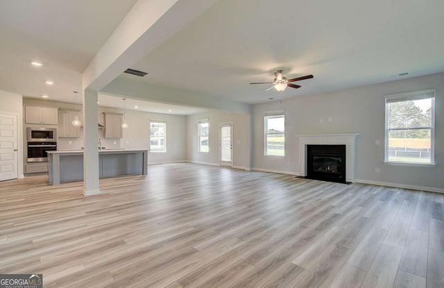 188 Compass Road, Hampton, GA 30228