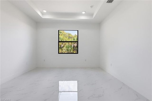 1253 Argosy RD, Labelle, FL 33935