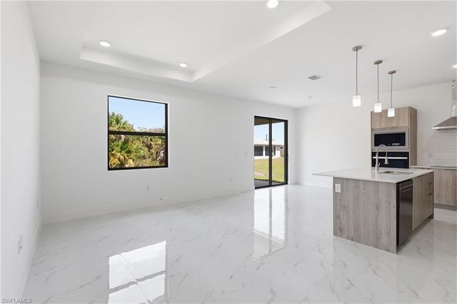 1253 Argosy RD, Labelle, FL 33935