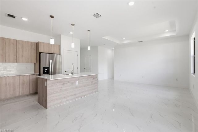 1253 Argosy RD, Labelle, FL 33935