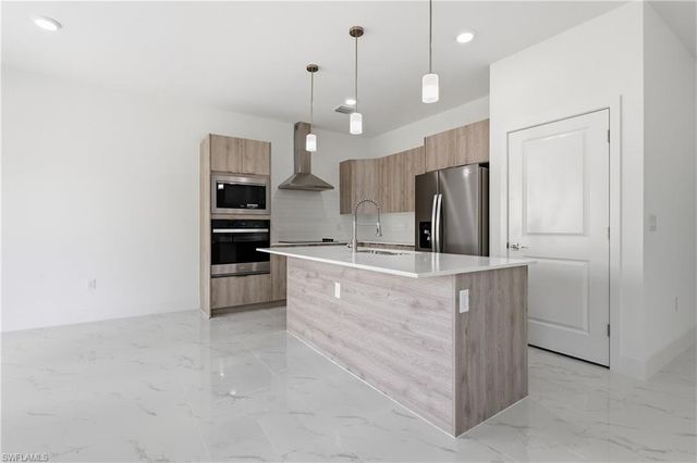 1253 Argosy RD, Labelle, FL 33935