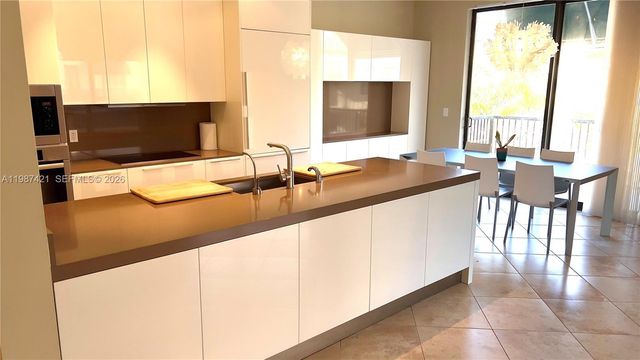 55 Merrick Way 825, Coral Gables, FL 33134