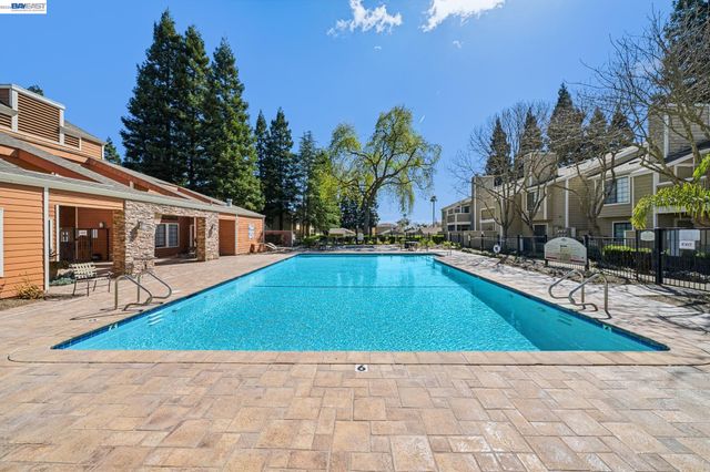 182 Eastridge Dr, San Ramon, CA 94582