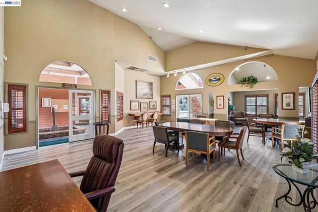 182 Eastridge Dr, San Ramon, CA 94582