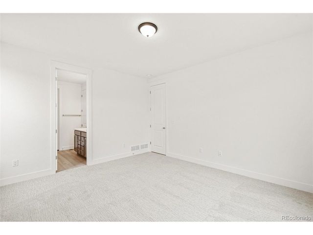 20665 E 57th Dr, Aurora, CO 80019