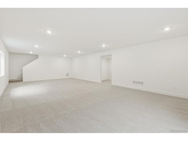 20665 E 57th Dr, Aurora, CO 80019