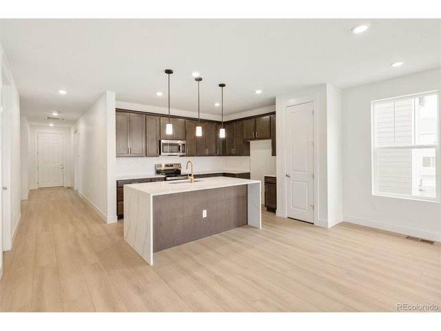 20665 E 57th Dr, Aurora, CO 80019