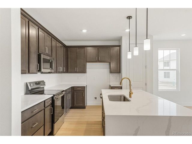 20665 E 57th Dr, Aurora, CO 80019