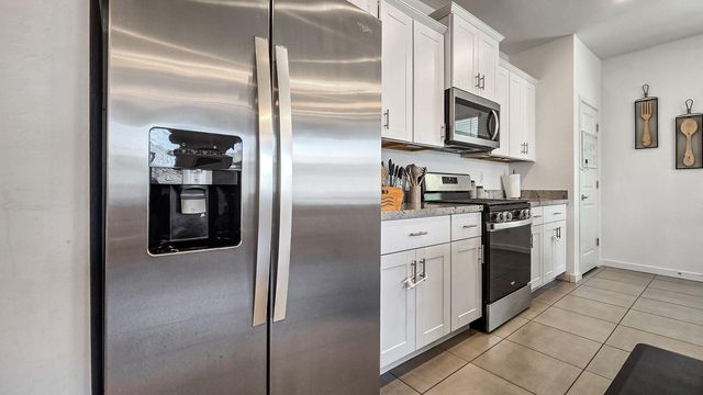 8820 W Agora Lane, Tolleson, AZ 85353