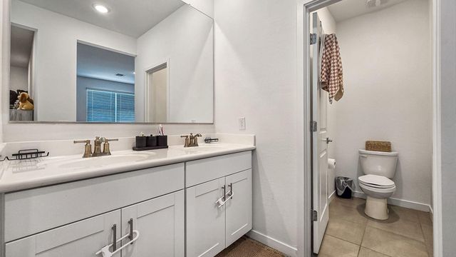 8820 W Agora Lane, Tolleson, AZ 85353