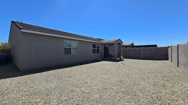 8820 W Agora Lane, Tolleson, AZ 85353