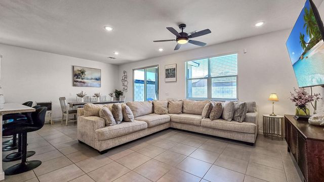8820 W Agora Lane, Tolleson, AZ 85353
