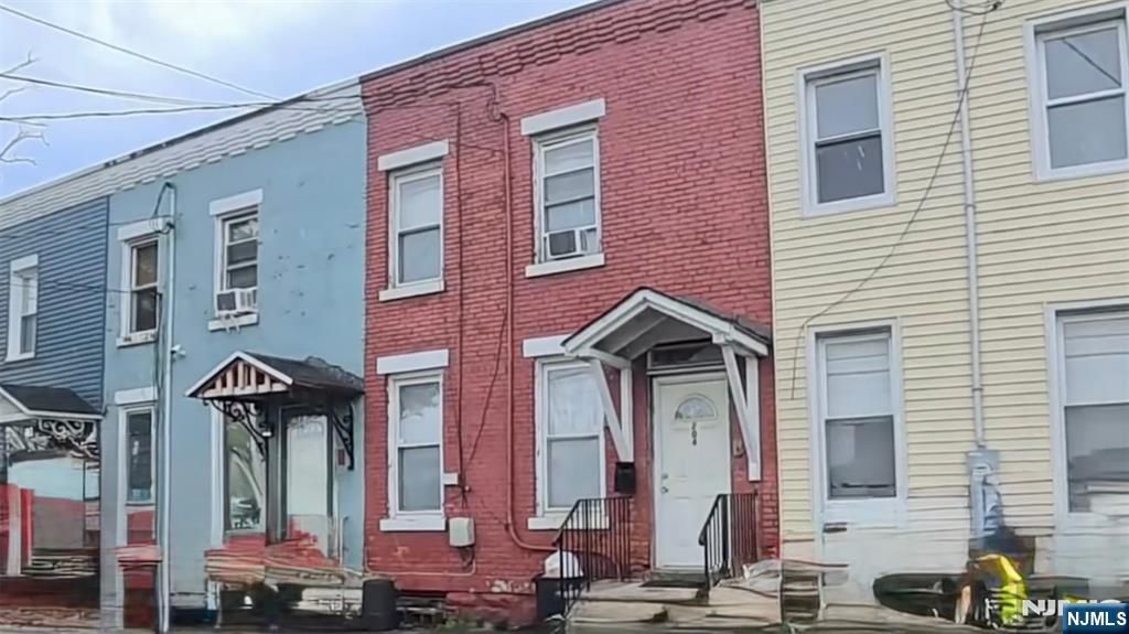 204 Astor Street, Newark, NJ 07114
