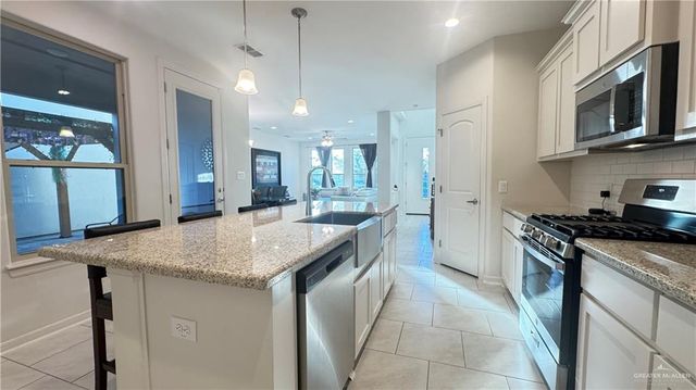 10229 N 14th Street, Mcallen, TX 78504