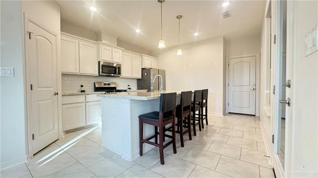 10229 N 14th Street, Mcallen, TX 78504