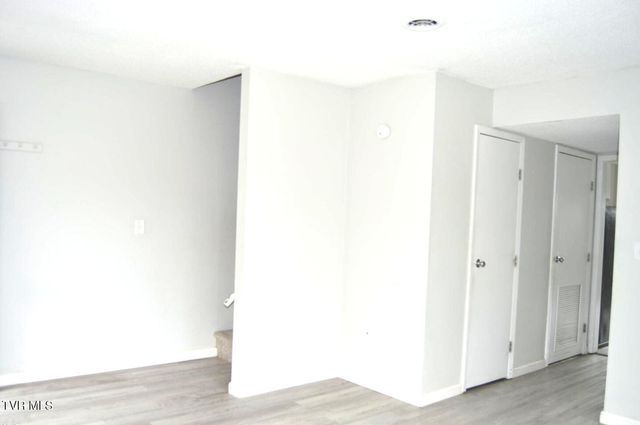 1805 King College Road E6, Bristol, TN 37620