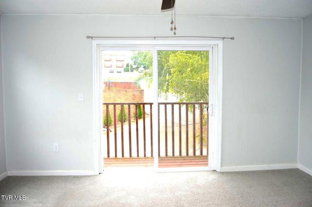 1805 King College Road E6, Bristol, TN 37620