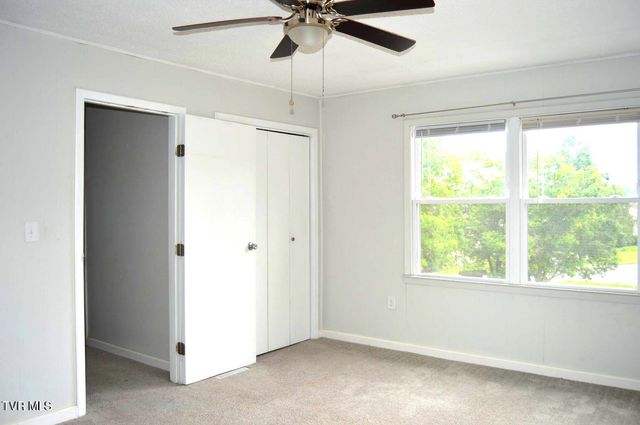 1805 King College Road E6, Bristol, TN 37620