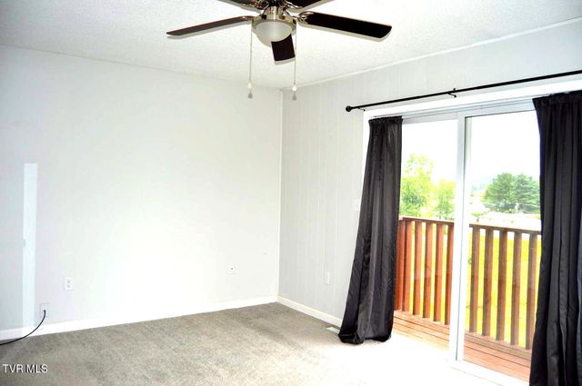 1805 King College Road E6, Bristol, TN 37620