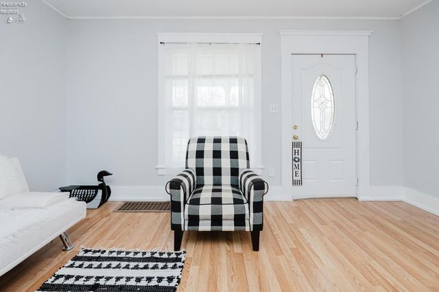 1026 Western Avenue, Fremont, OH 43420