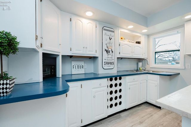 1026 Western Avenue, Fremont, OH 43420