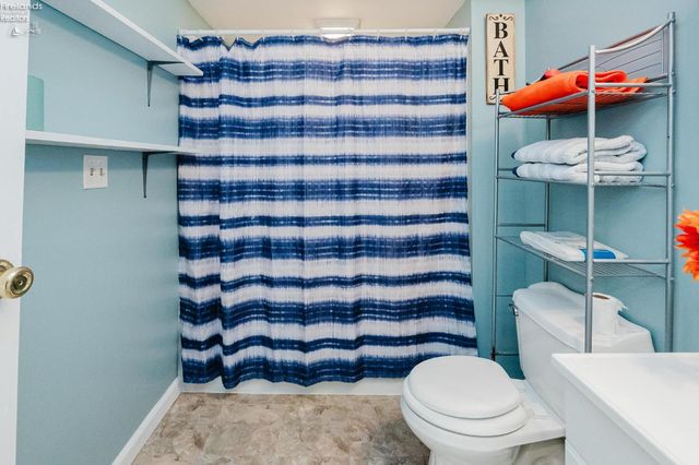 1026 Western Avenue, Fremont, OH 43420