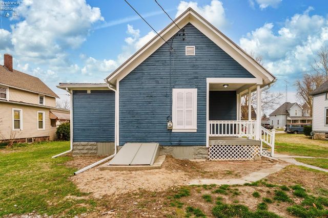 1026 Western Avenue, Fremont, OH 43420