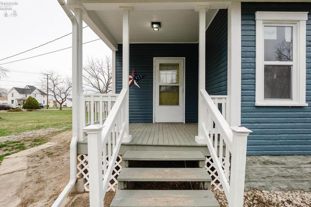 1026 Western Avenue, Fremont, OH 43420