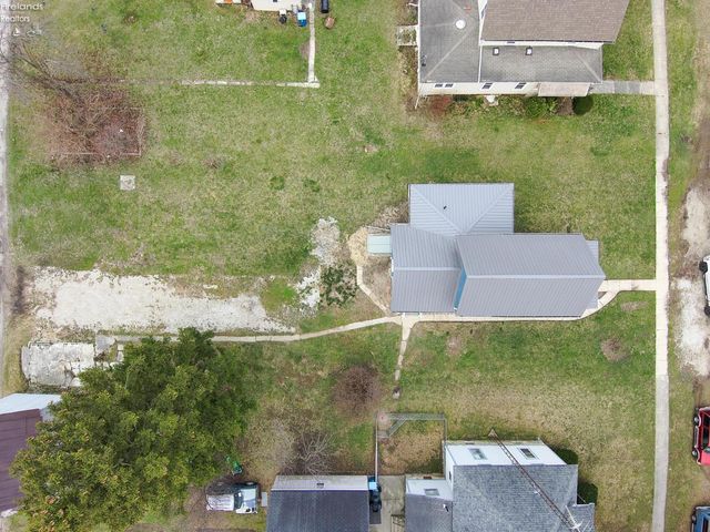 1026 Western Avenue, Fremont, OH 43420