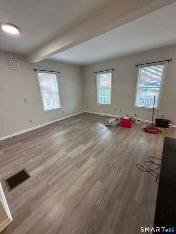 8 Haviland Street A, Norwalk, CT 06854