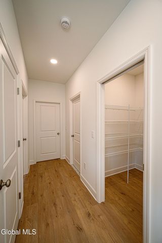 32 Heritage Way, Bethlehem, NY 12158