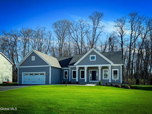 32 Heritage Way, Bethlehem, NY 12158