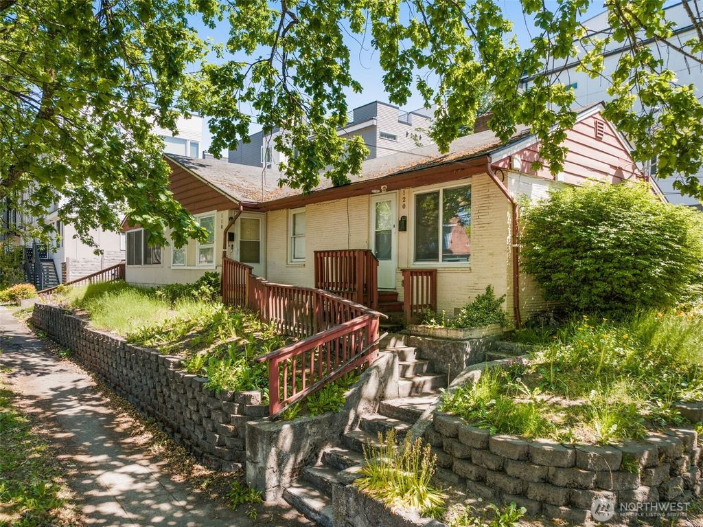 118 27th Avenue S, Seattle, WA 98144