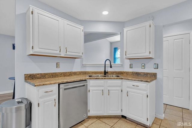 3725 E Tamarron Drive, Bloomington, IN 47408