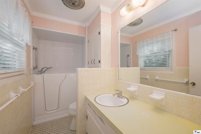 2451 HIGHWAY 865, Winnsboro, LA 71295