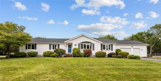 15 Womantam Lane, Cumberland, RI 02864