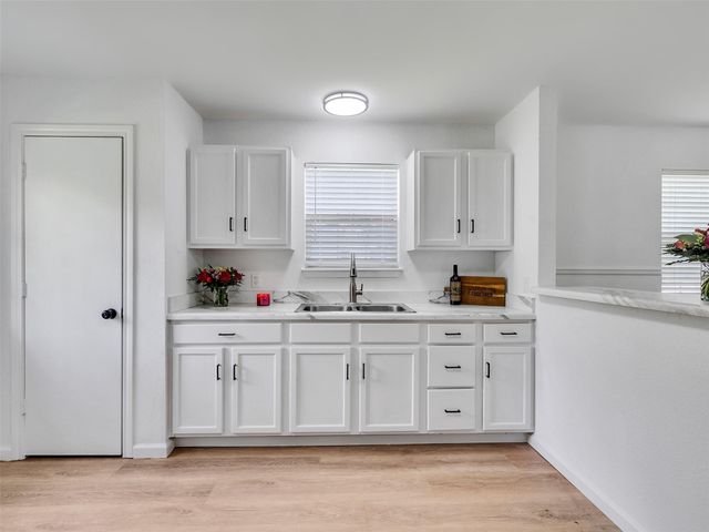 3206 Ridgefield Road, La Porte, TX 77571