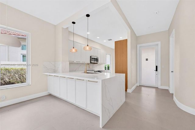 2546 NW 52nd St, Boca Raton, FL 33496