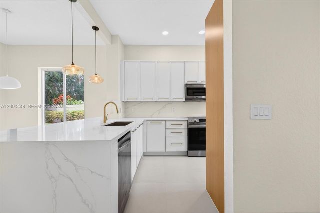 2546 NW 52nd St, Boca Raton, FL 33496