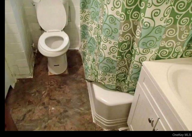 2515 Ericsson Street, East Elmhurst, NY 11369