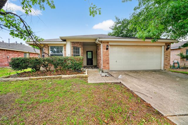 1016 Halifax Lane, Forney, TX 75126
