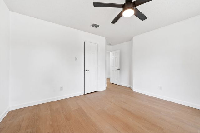 1016 Halifax Lane, Forney, TX 75126