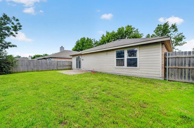 1016 Halifax Lane, Forney, TX 75126