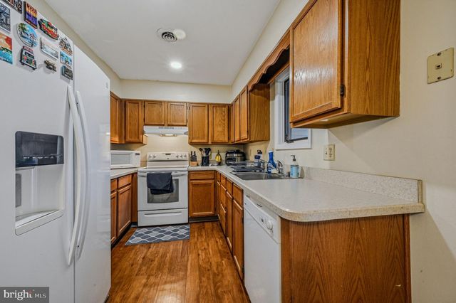 163 VALLEY CIRCLE, Newark, DE 19711